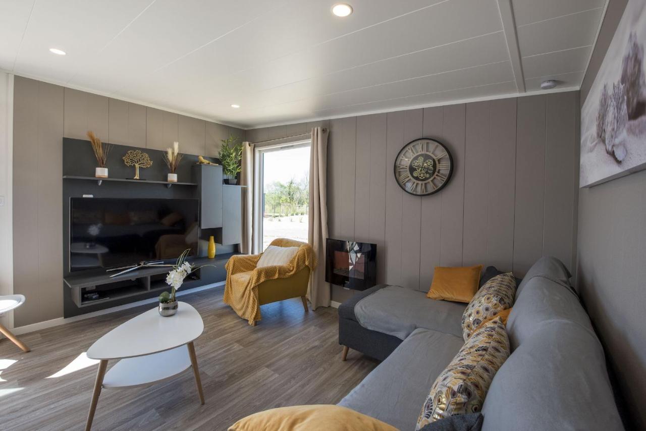 Chalet Pour 6 Dans Un Domaine Avec Piscine Brétignolles-sur-Mer Exteriör bild