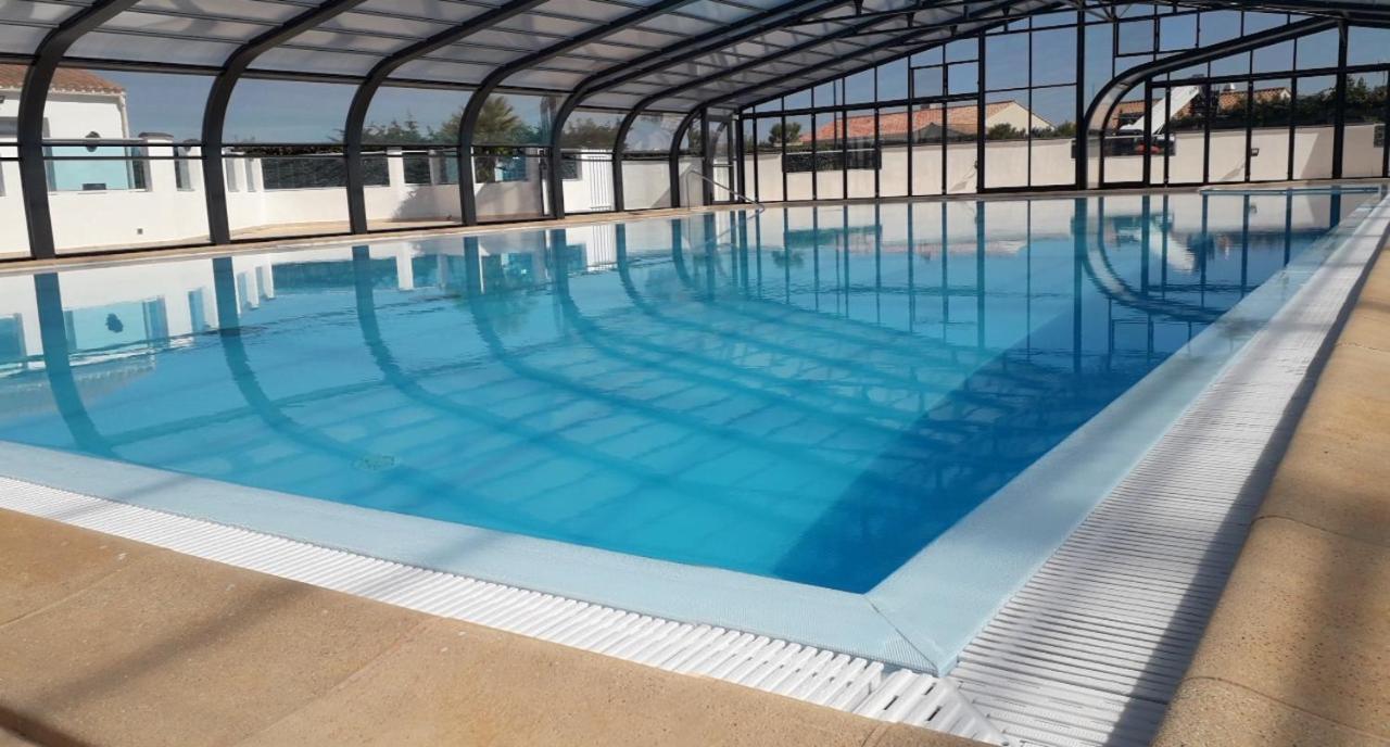 Chalet Pour 6 Dans Un Domaine Avec Piscine Brétignolles-sur-Mer Exteriör bild