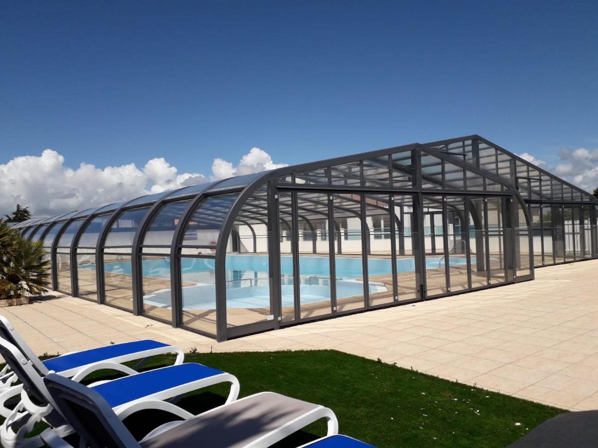 Chalet Pour 6 Dans Un Domaine Avec Piscine Brétignolles-sur-Mer Exteriör bild